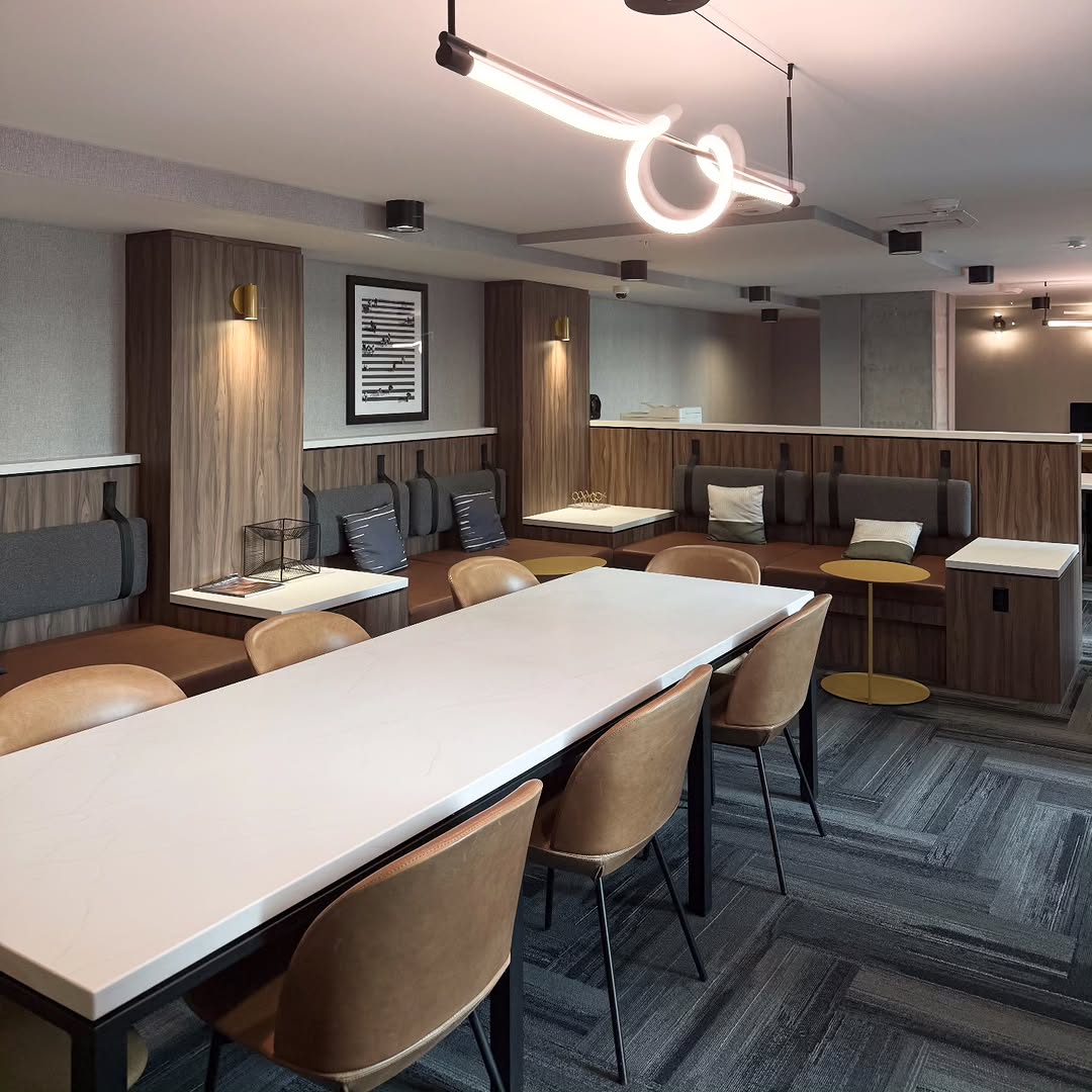 Cozy up this weekend in the study lounge as you prepare for finals. HERE Seattle knows you will kill it! \ud83d\udcaa\n\n