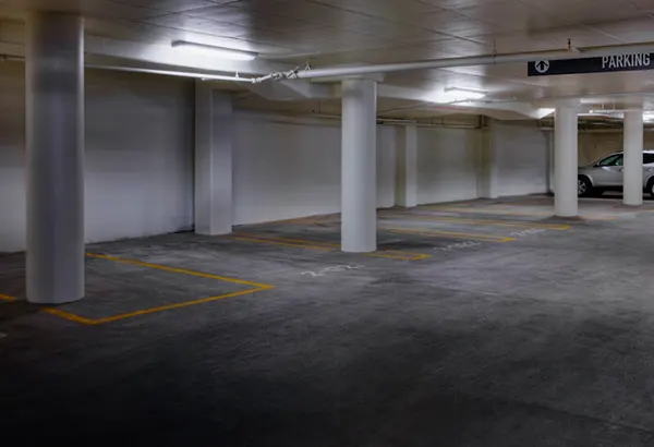 Student housing near UW campus with parking