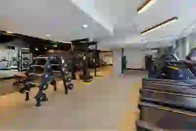 24 Hour Fitness and Flex Spaec