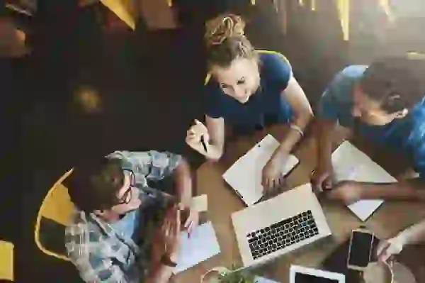 Spaces to study and make friends near University of Washington